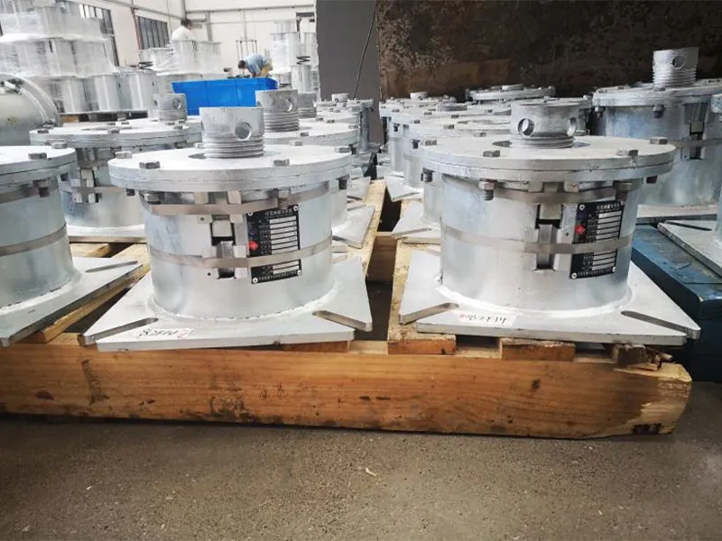 Рисунок 5. Схема конструкции с регулируемой пружиной, оцинкованной методом горячего погружения, использованной в одном из проектов.